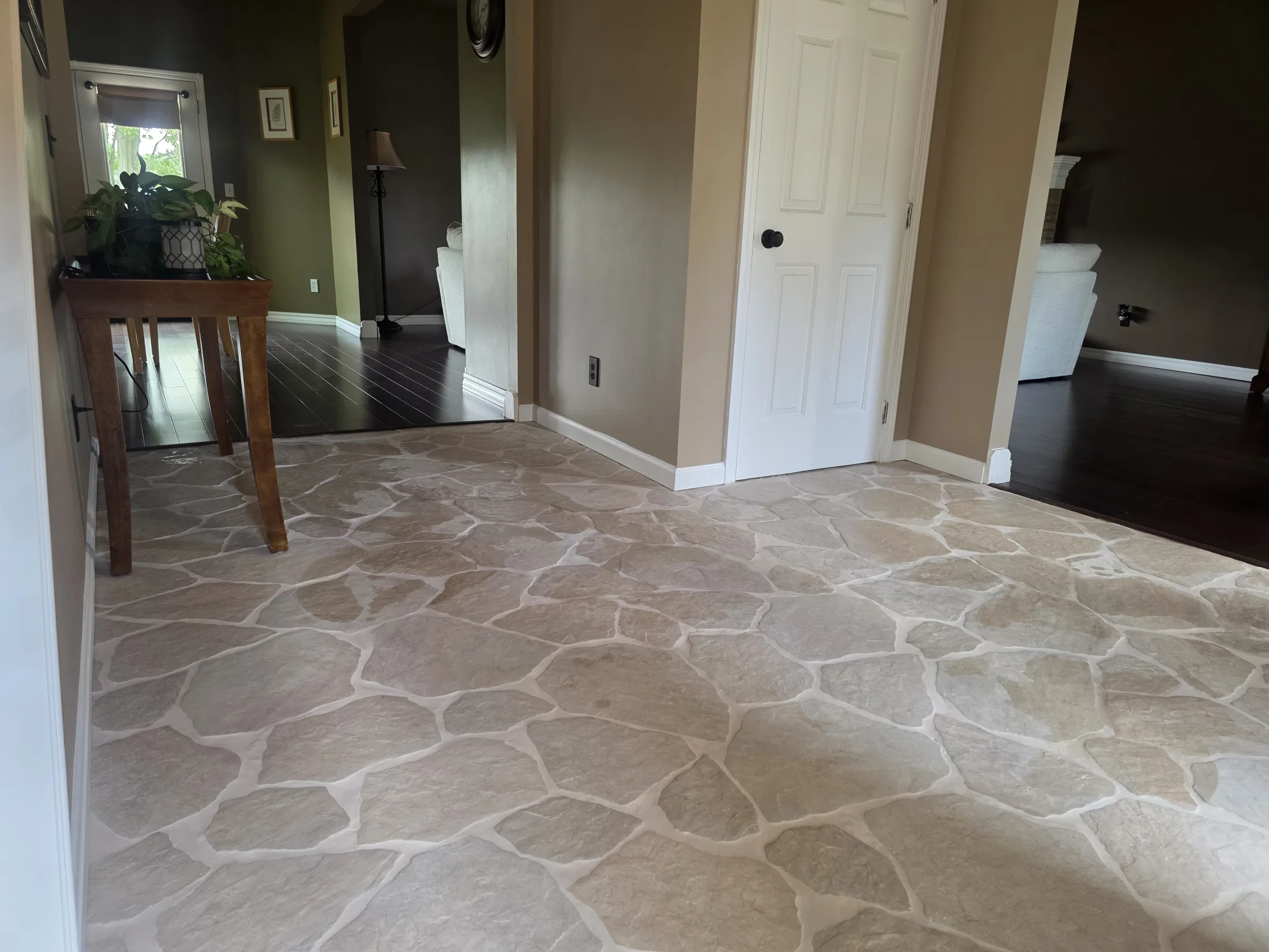 Flagstone Foyer Floor
